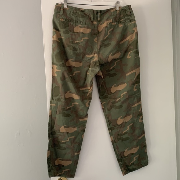 Madewell camo straight leg pants - Picture 2 of 2